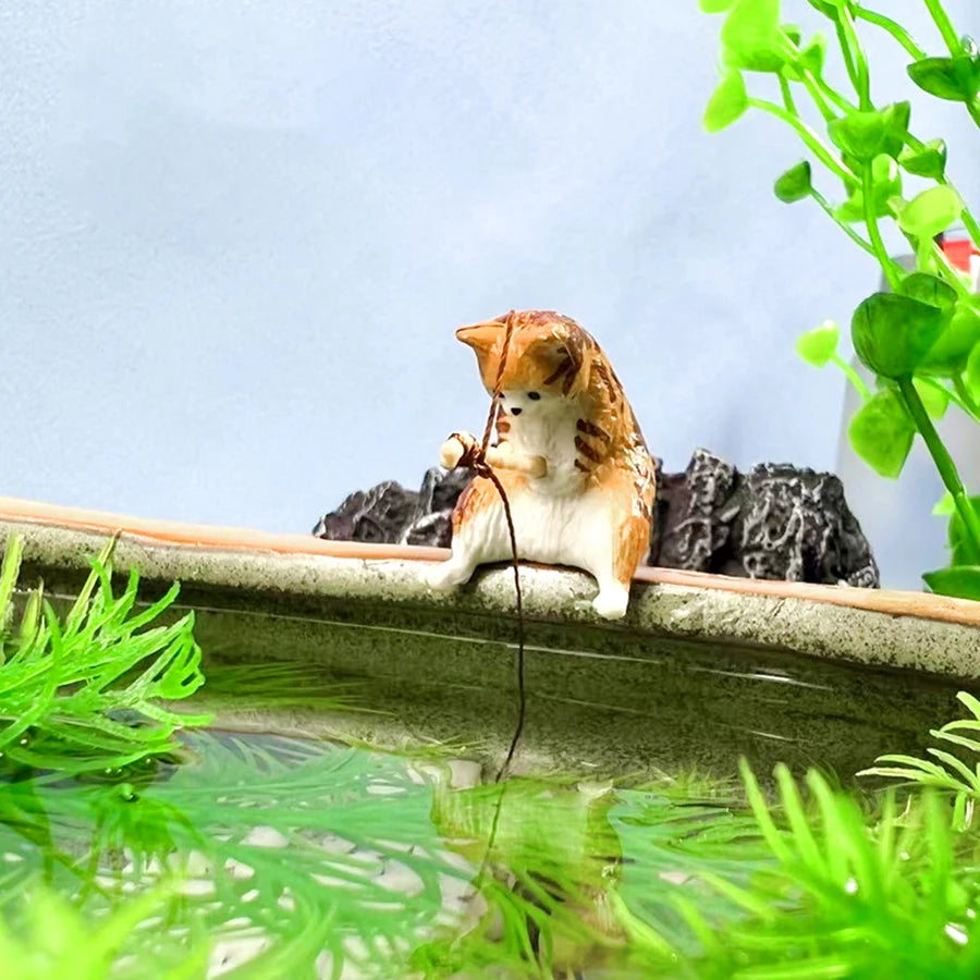 Fishing Cat Aquarium Figures