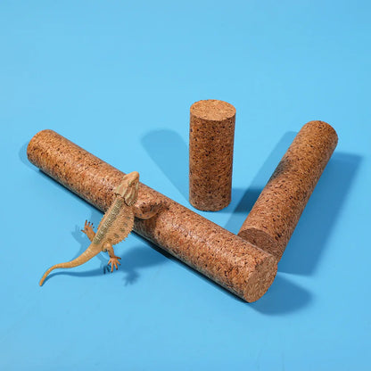 Lizard Climbing Pole
